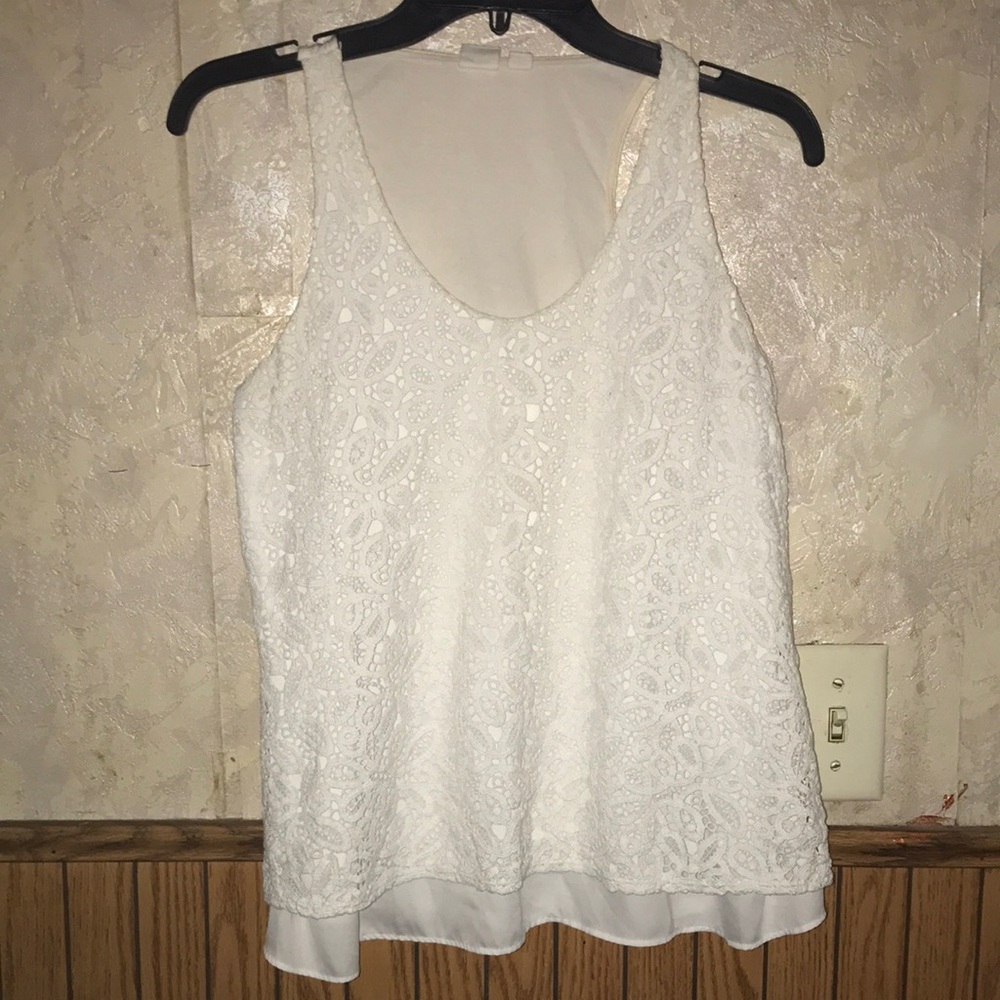 4/$10🌻🌻Elegant White Lace gap Tank Top (s)